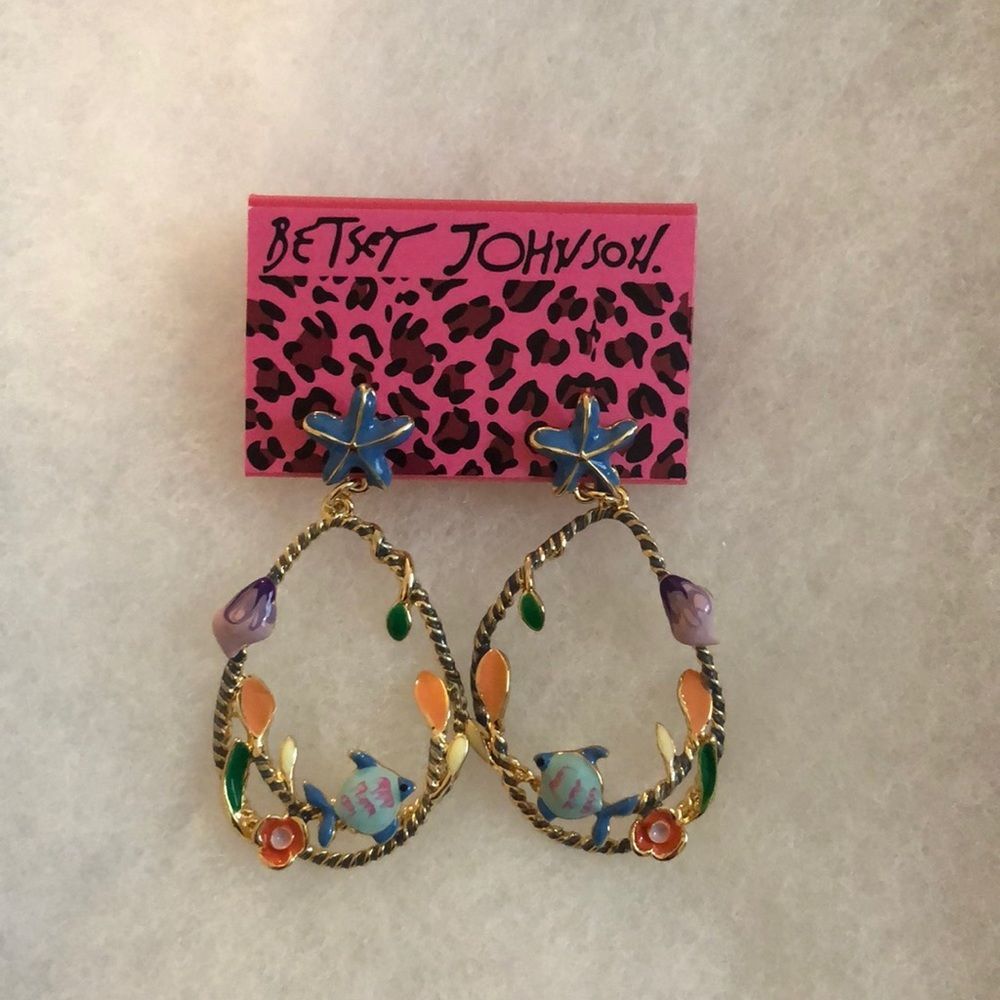 Betsey Johnson Beachy Earrings